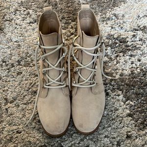 Salmon Colored Women’s Cate Lace Boot